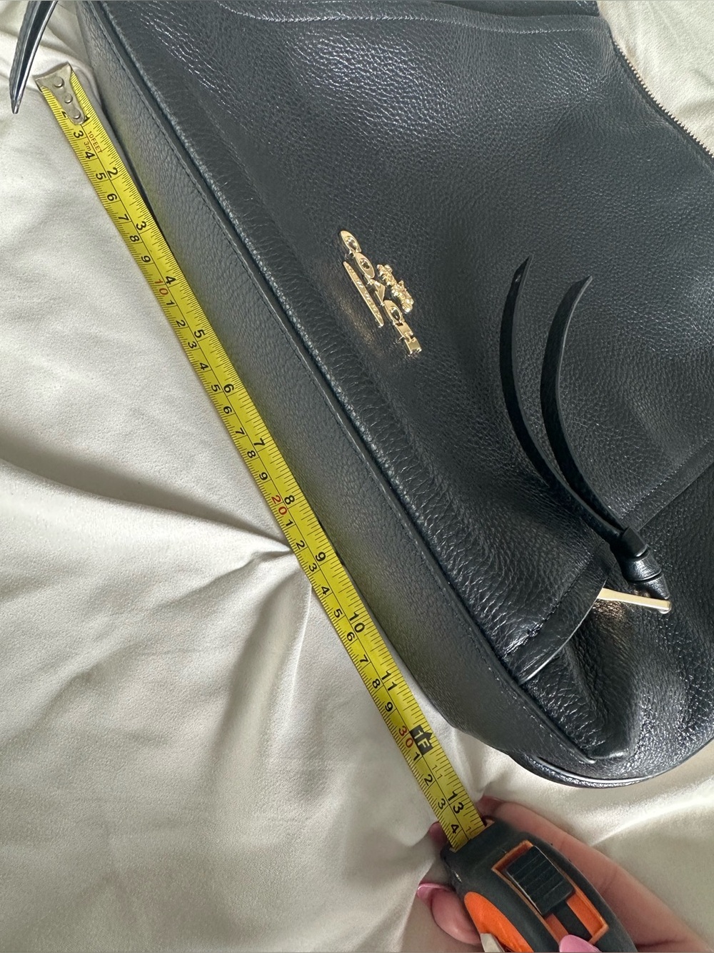 Coach Black Pebbled Leather Shoulder Bag with Gold Hardware - Picture 7 of 7